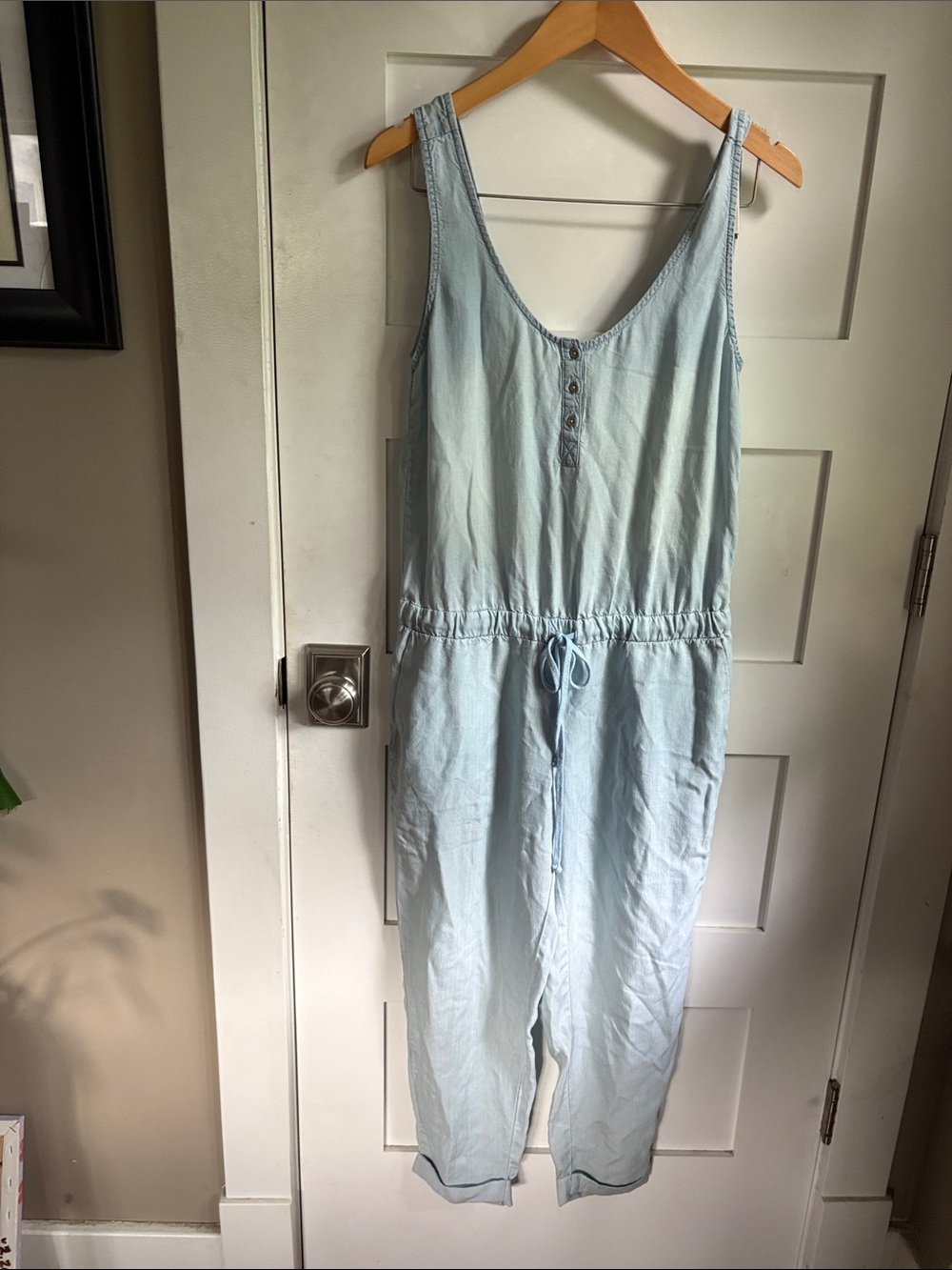 Light Blue Women's Sleeveless Jumpsuit